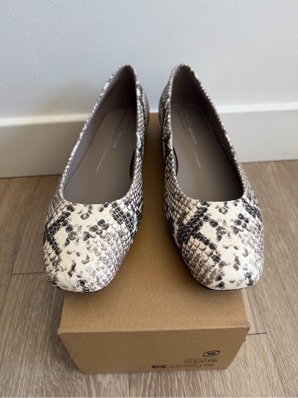 ECCO Touch Ballerina Flats Snakeskin Print Leather Women's Sz 9-9.5 EU 40 NEW